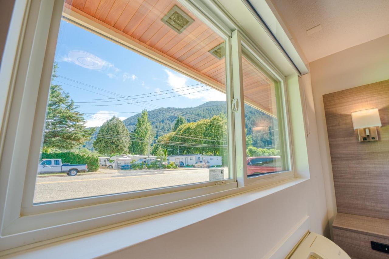 Harrison Grand Motel Harrison Hot Springs Kültér fotó